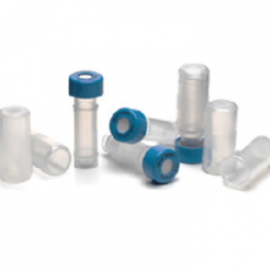 Mini-uniprep syringless filters